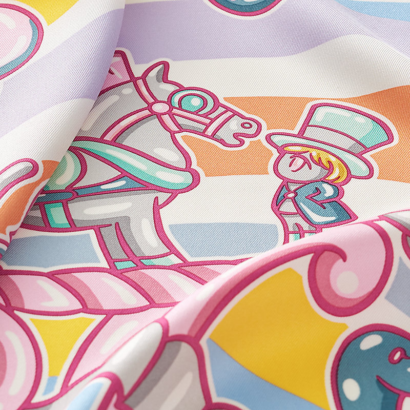 HERMES 新作 お洒落 スカーフ 大人可愛い カレ 70 Candy Libris HERMES 新作 上品スカーフ カレ140 ショール シルク Animapolis